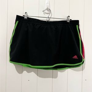 Adidas Climalite athletic Skort women size Large Black green red